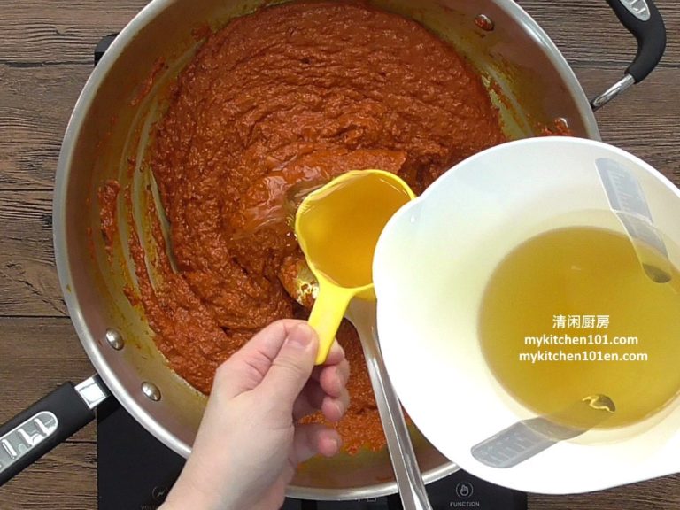 Simple Sambal Chili Sauce - MyKitchen101en.com