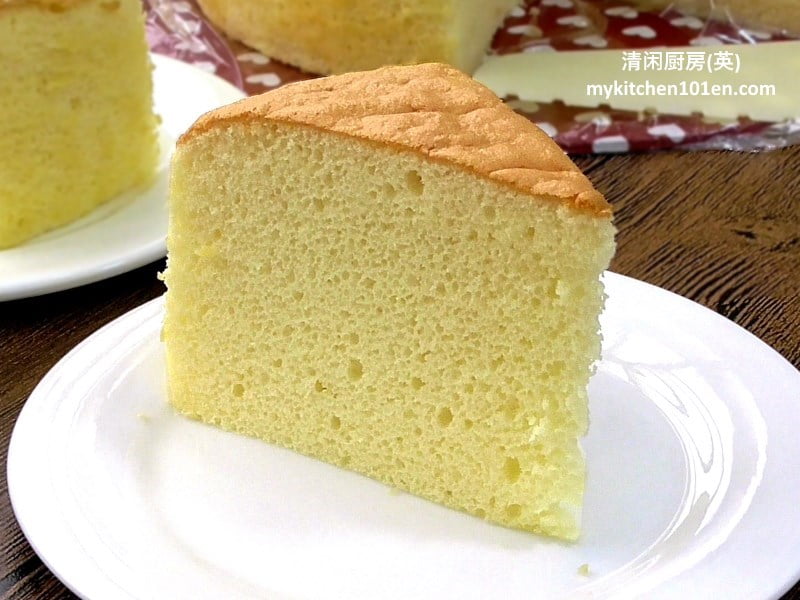 Paper Wrapped Chinese Sponge Cake Recipe 纸包蛋糕食谱 | Huang Kitchen