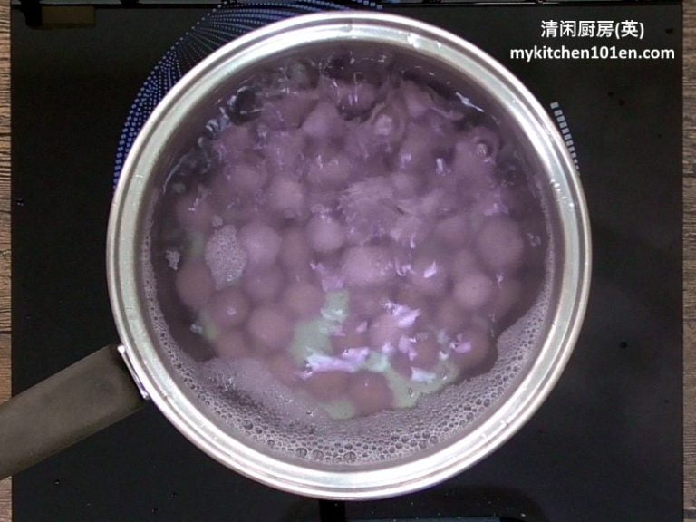Pumpkin Sago Dessert + Purple Sweet Potato Glutinous Rice Balls ...