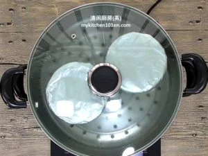 Nian gao pressure discount cooker