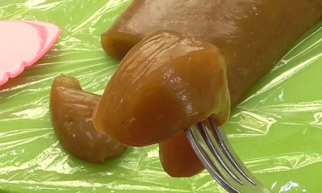 Kuih Dodol Durian (Chewy and Sweet Glutinous Rice Durian Cake)