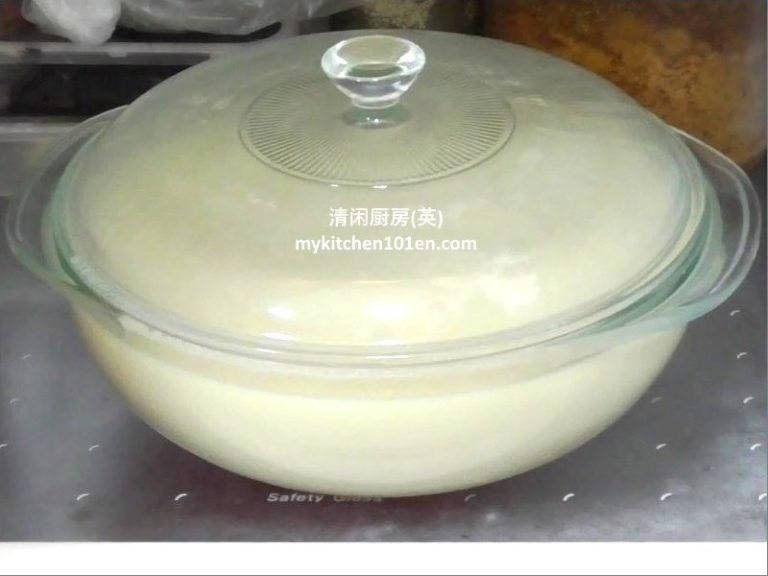 Smooth Chilled Tau Fu Fa (Soy Pudding without Gypsum Powder