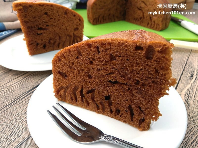 Taiwanese Honey Castella Sponge Cake (Fail-proof) - Tiffy Cooks