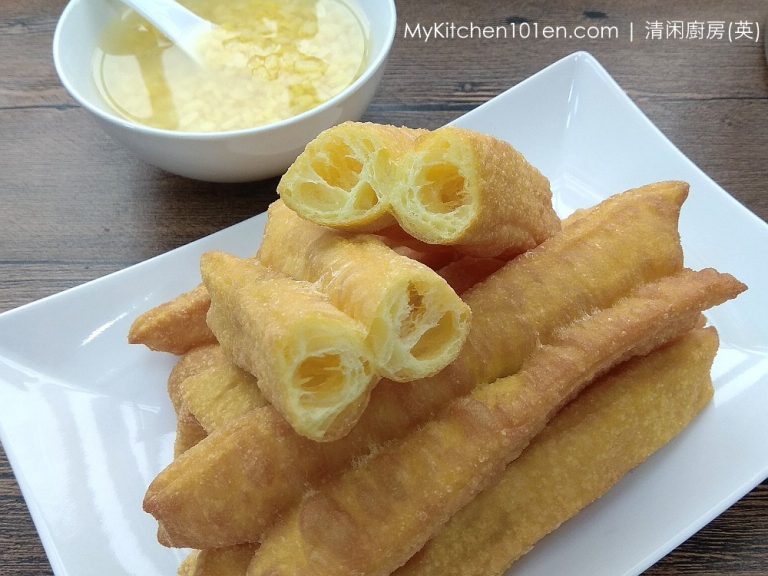 Chinese Breadstick (Youtiao/Cakoi) Recipe