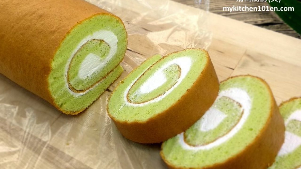 Pandan Swiss Roll Cake Mykitchen101en Com