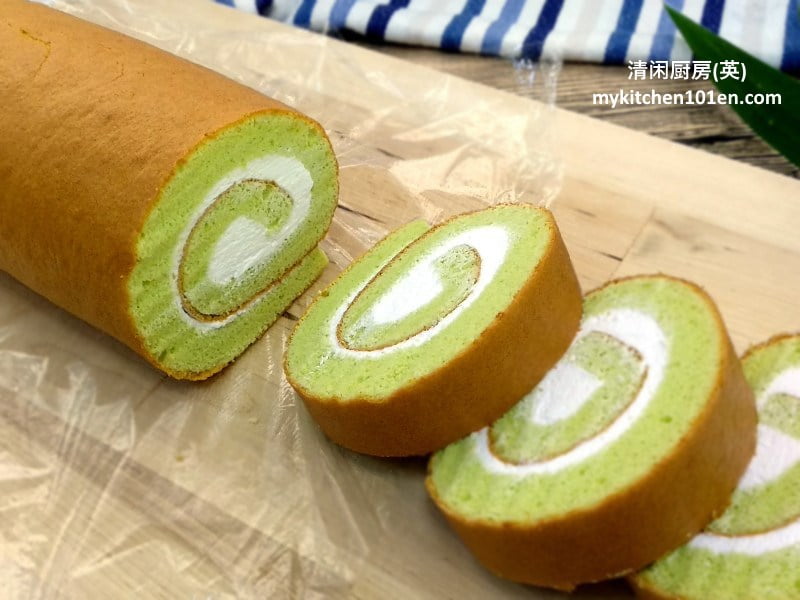 Pandan Swiss Roll Cake  MyKitchen101en.com