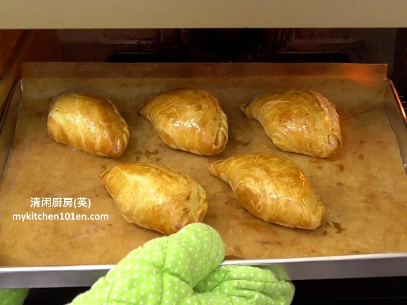 Spiral Curry Puffs 🐚 #karipap #karipappusing #spiralcurrypuff#currypu