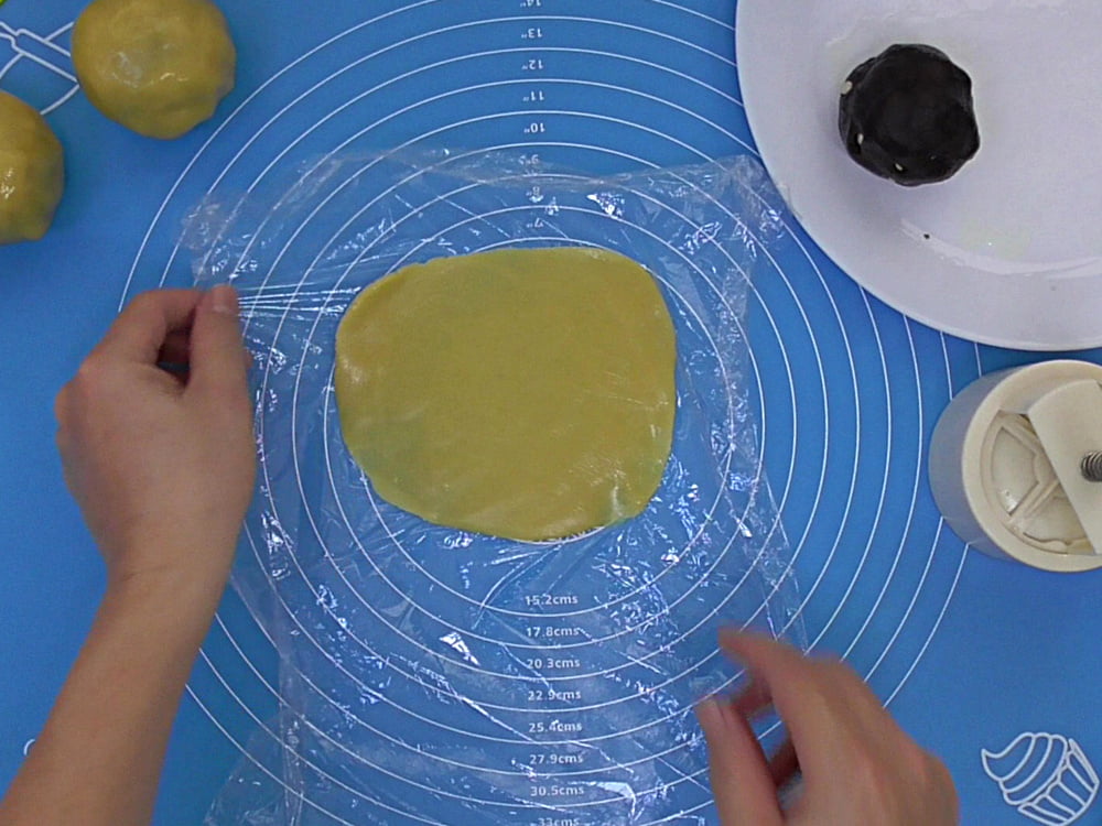 Red Bean Mooncake Recipe
