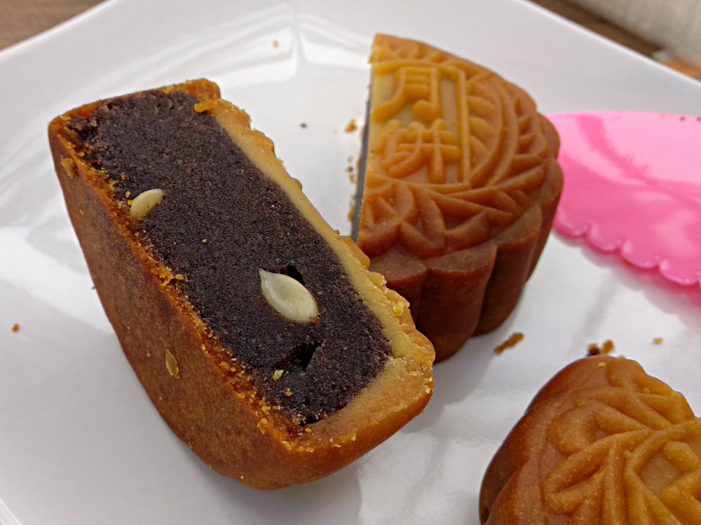 Making A Traditional Chinese Red Bean Mooncake Classic Flavour 