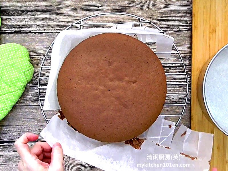 Chocolate Sponge Cake  MyKitchen101en.com