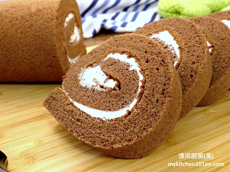 Soft Moist Chocolate Swiss Roll Cake-Won't Crack when Rolled Up 