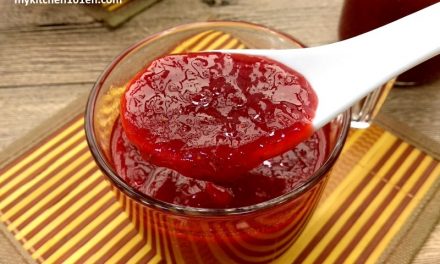 Easy 3-Ingredient Homemade Strawberry Jam-No Additives