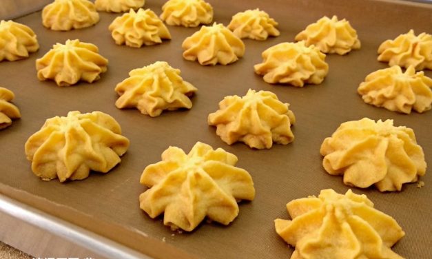 Melt-In-Mouth Salted Egg Yolk Butter Cookies