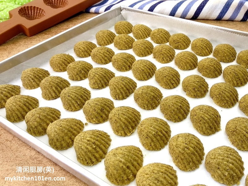 Melt-In-Mouth Mung Bean (Green Bean) Cookies 