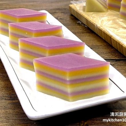 Making 9-layer Kuih with 3 different colours sweet potatoes