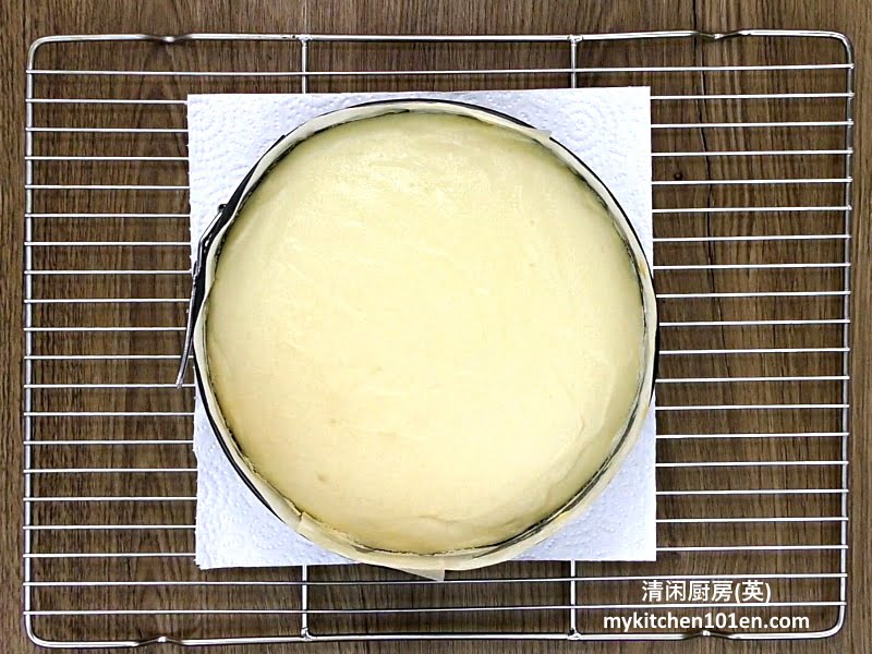 Eggles Baked Cheesecake with Homemade Blueberry Jam