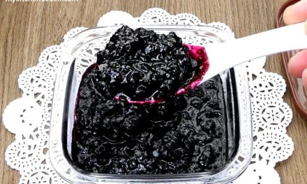 Easy Homemade Blueberry Jam Filling with 3 Ingredients