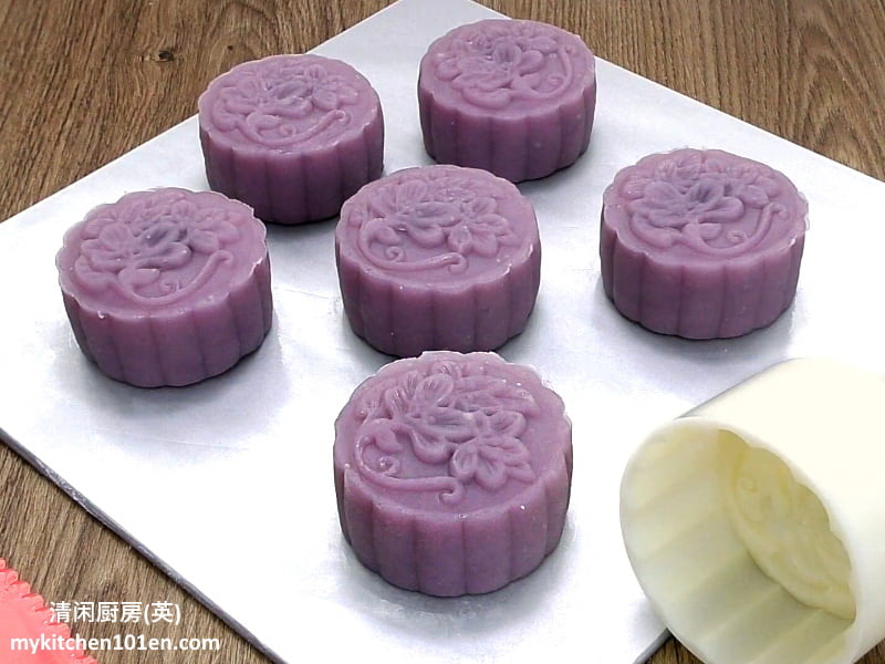 Purple Sweet Potato Snow Skin Mooncake