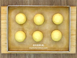 Taro Single Yolk Shanghai Mooncake (Cold Butter Version)