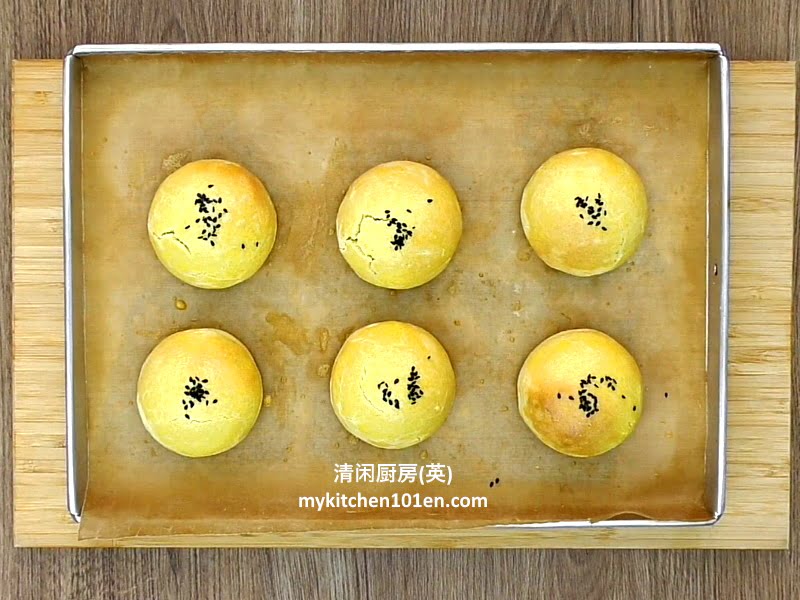 Taro Single Yolk Shanghai Mooncake (Cold Butter Version)