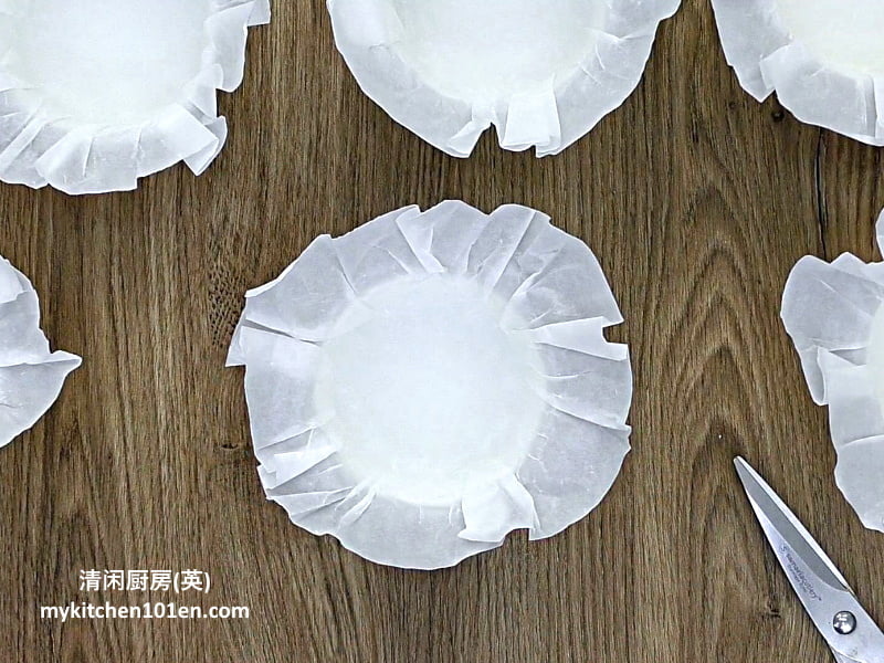 Making Mini Burnt Cheesecakes using Air Fryer