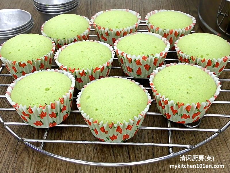 Pandan Egg Sponge Cakes (Ji Dan Gao) Steamed or Baked