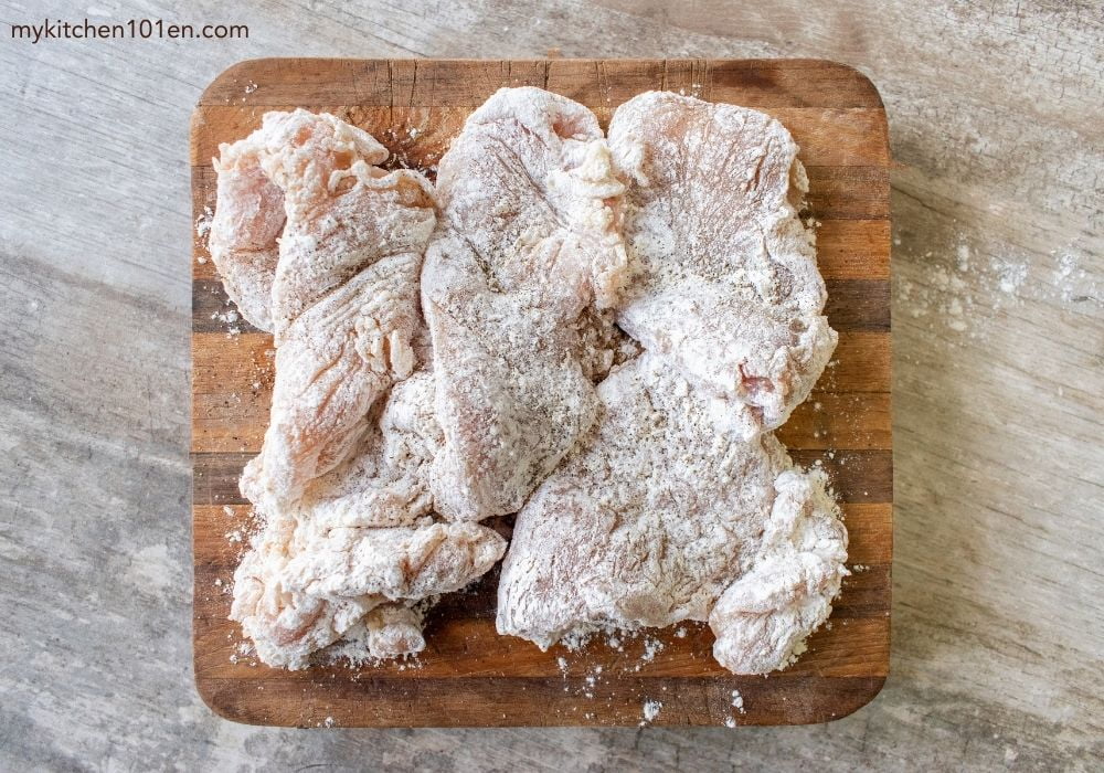 chicken covered in flour mixture